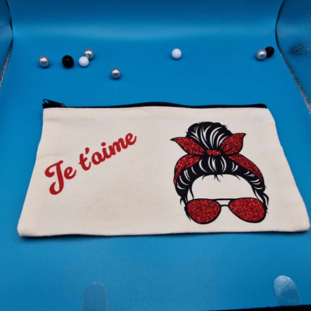 Femme + nœud