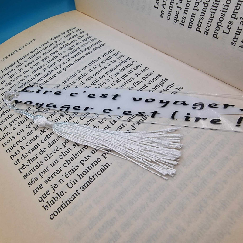 Lire c'est voyager